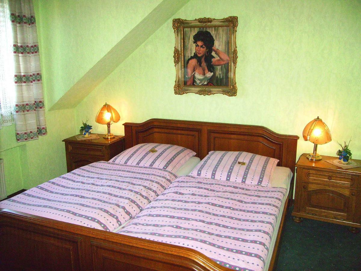 Hotel Garni Huttenhof Kall Экстерьер фото